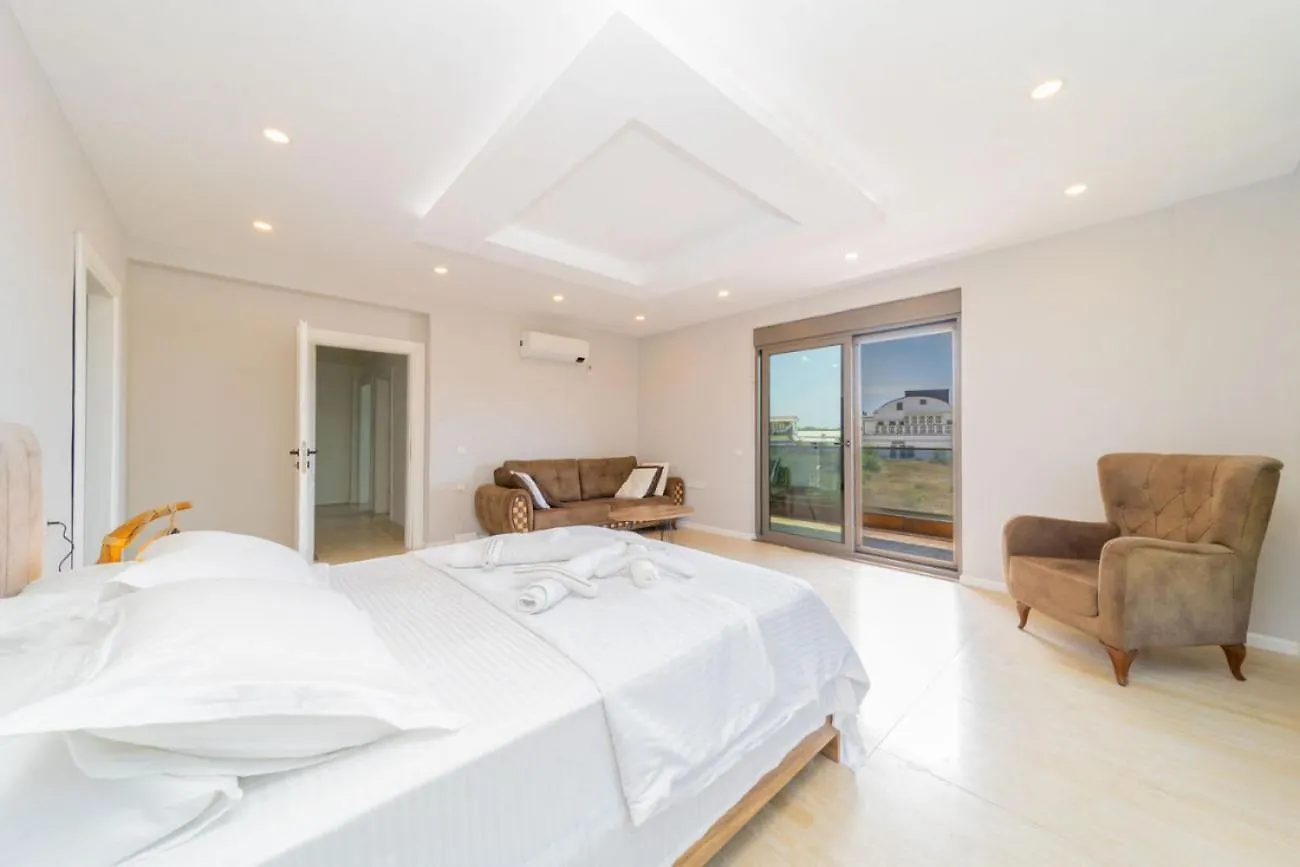Luxury Villa With Private Pool Close To Lara Beach Antalya